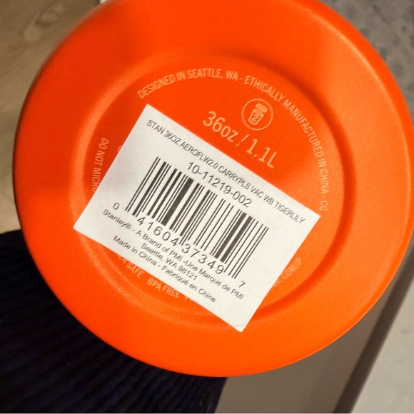 Stanley Bright Orange IceFlow Bottle - Picture 5 of 7